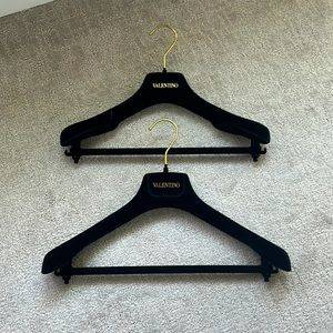X 2 Valentino Velvet Hangers
